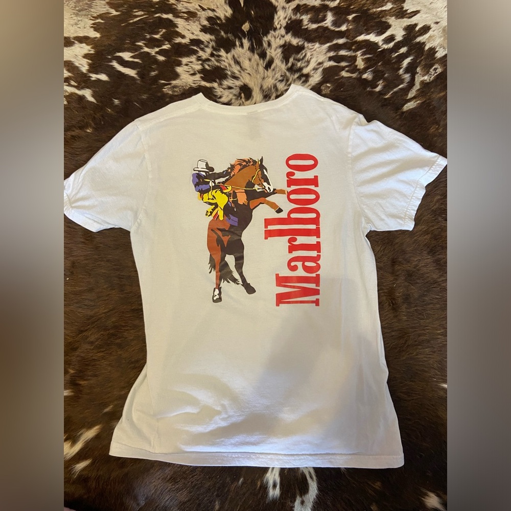 Marlboro vintage White Graphic T-Shirt